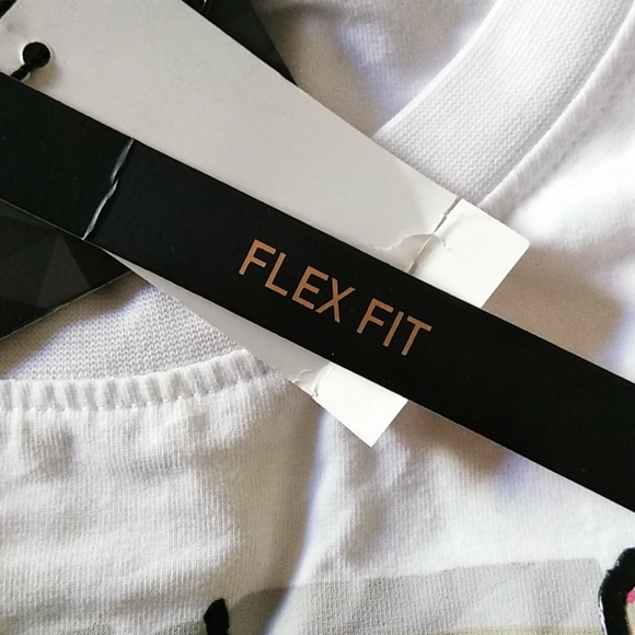 Graphic Tee, NWT - Picture 8 of 10